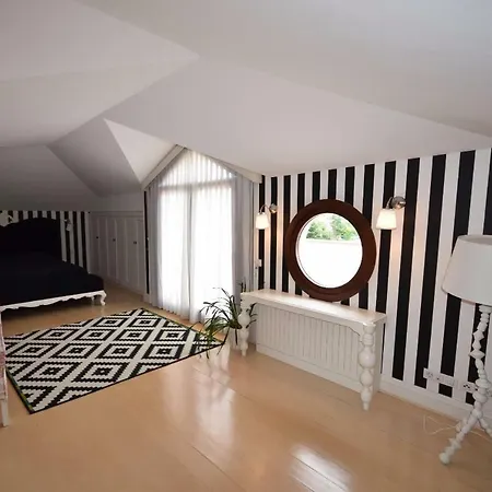 Luxury In Upper Crust Compound Appartement *